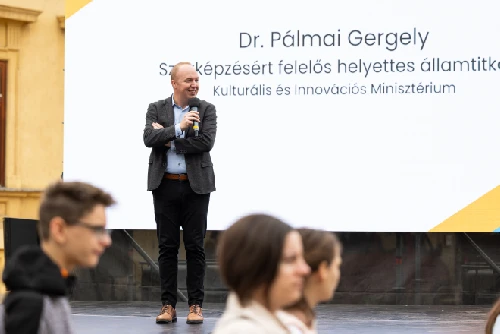 A jövő szakmáinak nyomában borítókép