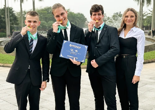 MI kupa borítókép