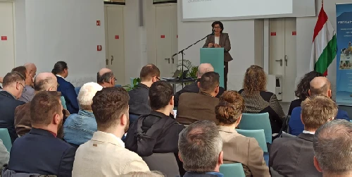 Mesterséges intelligencia a szakképzésben borítókép