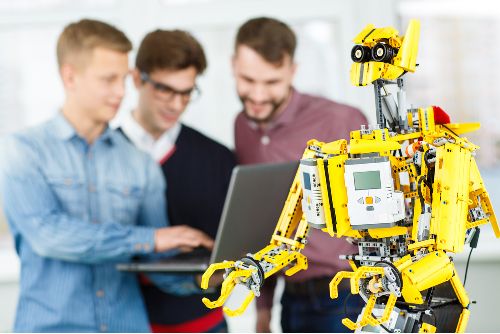 Sikeresen lezajlott az Edutus Egyetem szervezésében a XVI. World Robot Olympiad Világdöntője borítókép